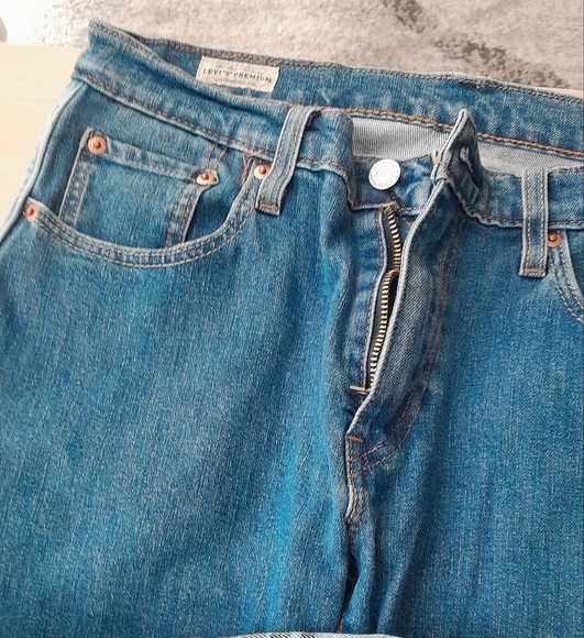 Levi's jeans - Picture 2 of 4